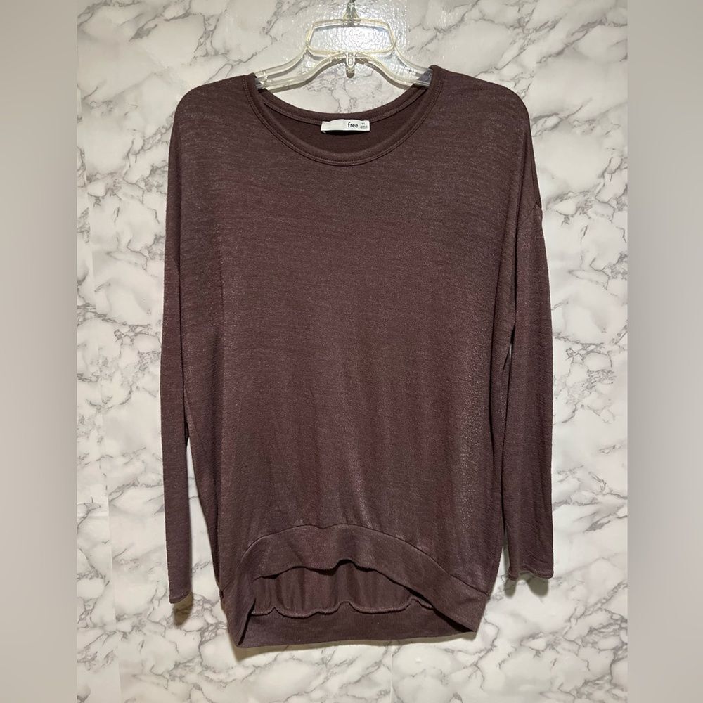 Aritzia Wilfred Free High Low Sweater